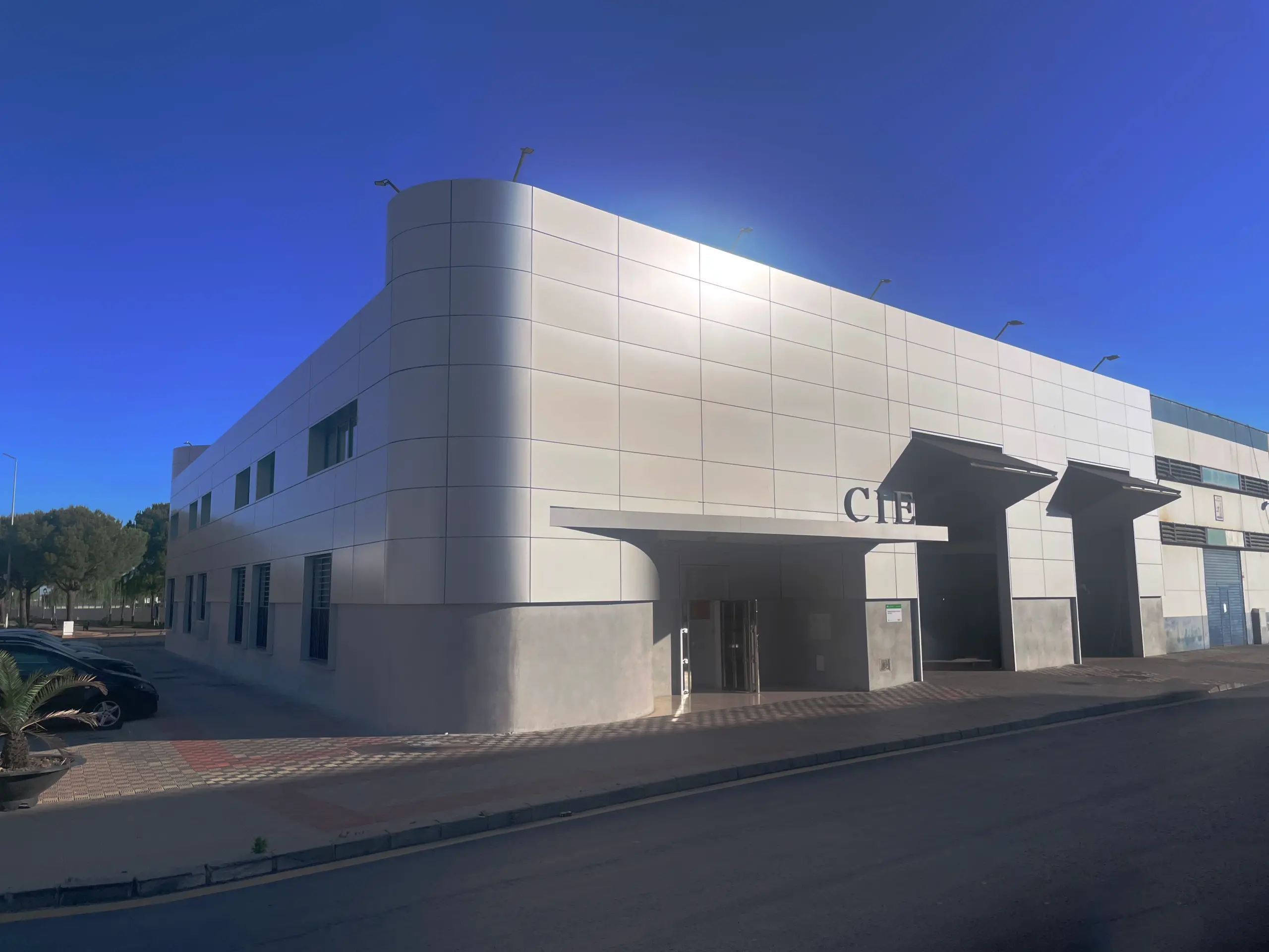 Fachada del Centro de Iniciativas Empresariales de Palos de la Frontera, Huelva