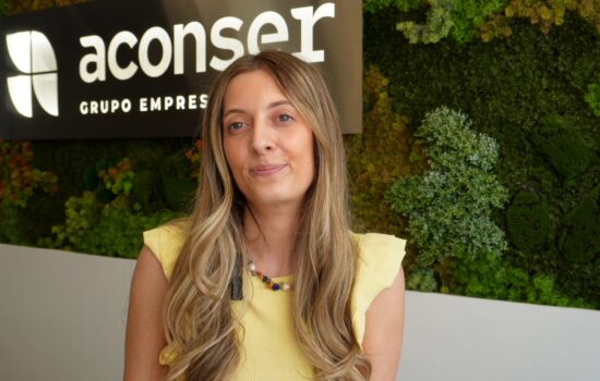 Barbara Fernández, compañera de Recursos Humanos de Grupo Aconser, en una entrevista